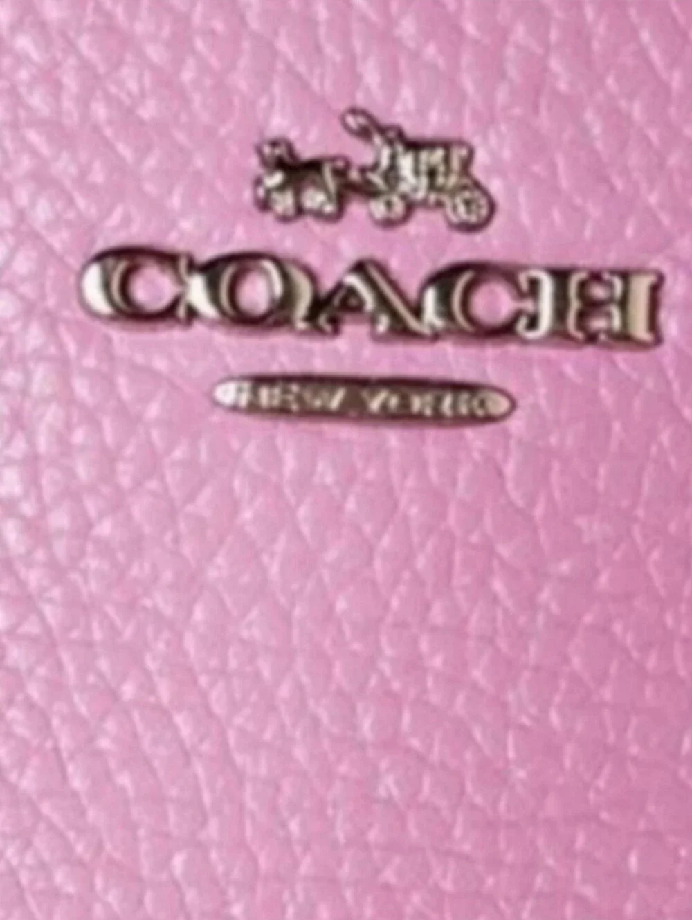 Coach🩷Adorable Pink Shearling Trim Pebbled Leather Mini Handbag Wristlet Pompom